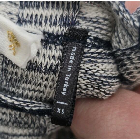 Anthropologie Top Womens XS Gray Navy Tank Crop Sweater Lettuce Hem Ribbed Kaden - Picture 4 of 11